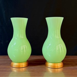 Alternative view of Lọ Hoa Đá Ngọc Xanh Trơn Cao Cấp